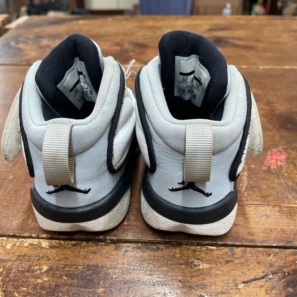 Toddler Air Jordan 2017‎ size 6C white gray black